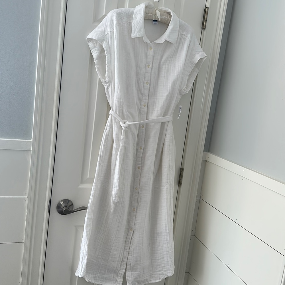 Old Navy- Short Sleeve waist defined midi dress